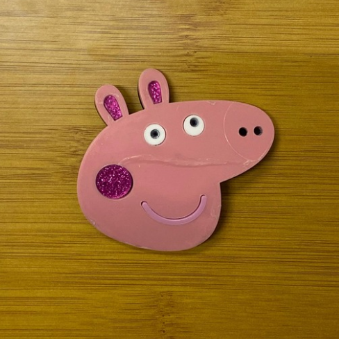 Aplique Curvado Peppa